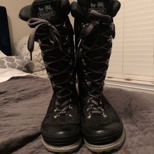 Coach snow boots size 8